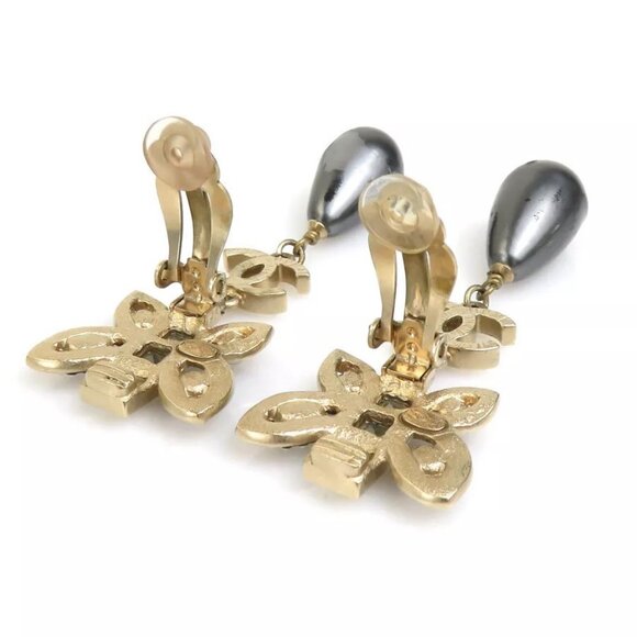 Auth CHANEL CC Logo Clip on Earrings Gold/Dark Gray Metal/Faux Pearl - Picture 12 of 15
